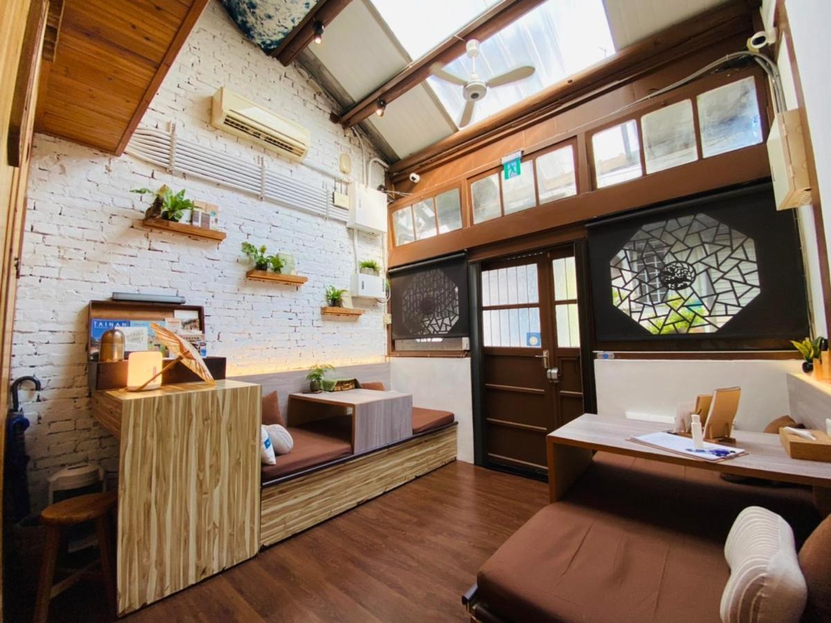 捉鳳凰 台南百年老宅包棟導覽民宿系列catchphoenix Centennial Guesthouse Ngoại thất bức ảnh