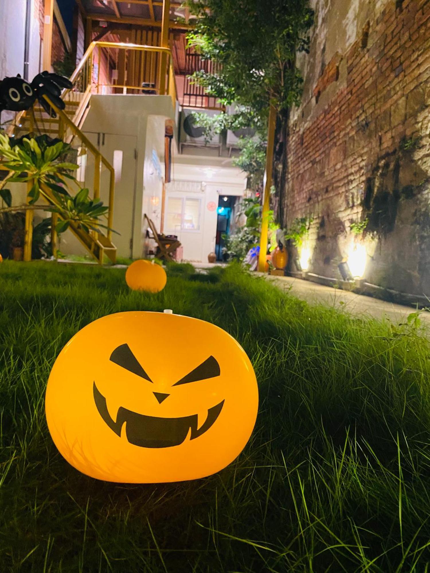 捉鳳凰 台南百年老宅包棟導覽民宿系列catchphoenix Centennial Guesthouse Ngoại thất bức ảnh